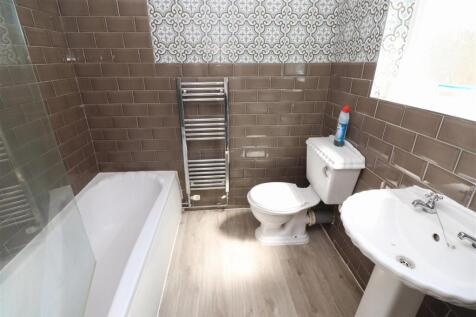 Ground Floor Bathroom / WC