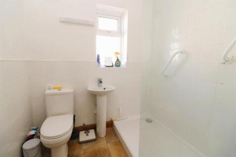 Shower Room / WC