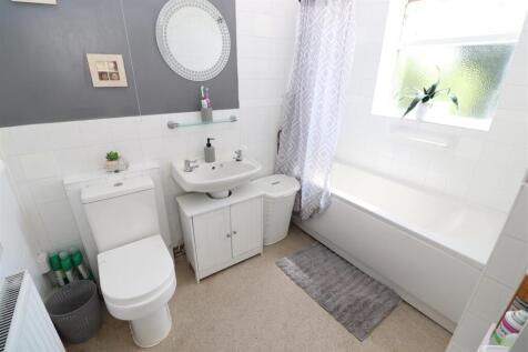 Bathroom / WC