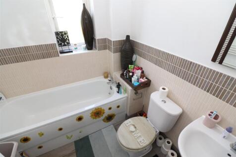 Bathroom / WC
