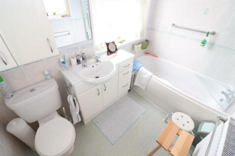 Bathroom / WC