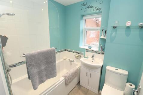 Bathroom / WC