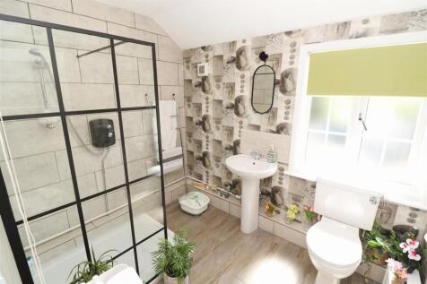 Shower Room / WC