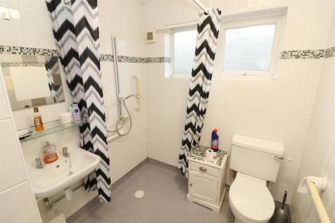 Shower / Wet Room / WC