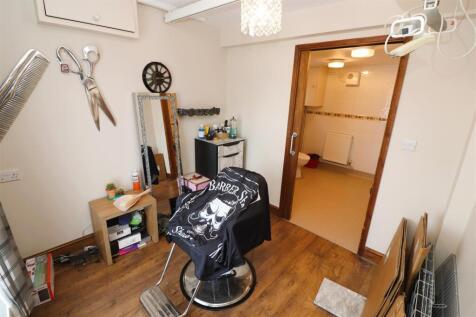 Study / Bedroom 5