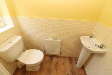 Ground Floor Cloakroom / WC