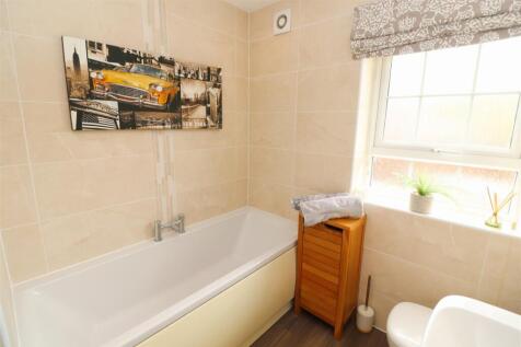Bath / Shower Room / WC
