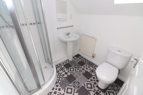 En-suite Shower Room / WC