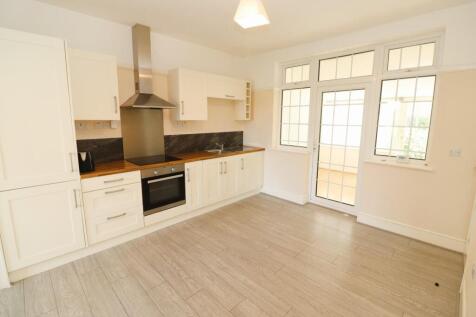 Kitchen / Breakfast Room