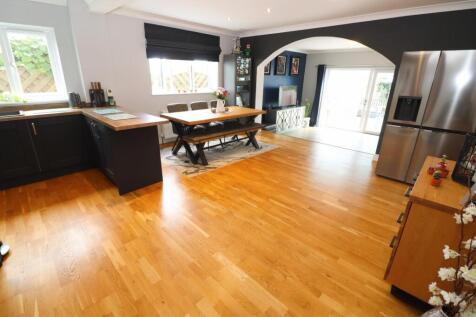 Kitchen / Dining / Family Room