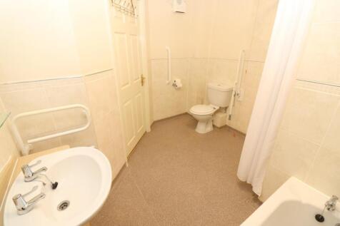 Bath/Shower Room/w.c