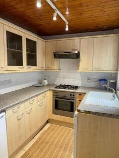 kitchenee.jpg