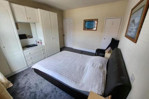 bedroom.jpg