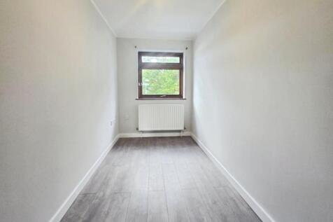 pbox-bedroom-335956.jpg