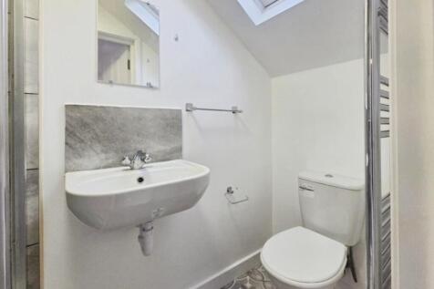 pbox-bathroom-335956.jpg