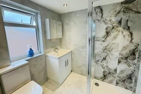 pbox-bathroom-343457.jpg