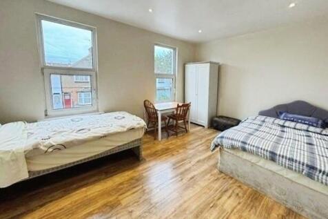 pbox-bedroom-343457.jpg