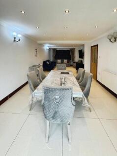 pbox-dining_room-338746.jpg