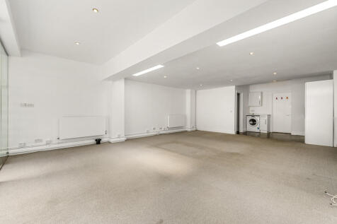 8 Coral Row, SW11...