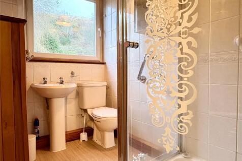 Shower Room 2