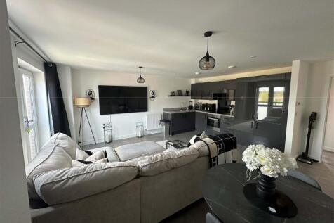 Lounge Kitchen