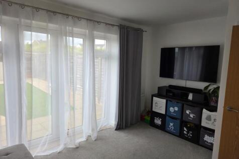 Lounge 1