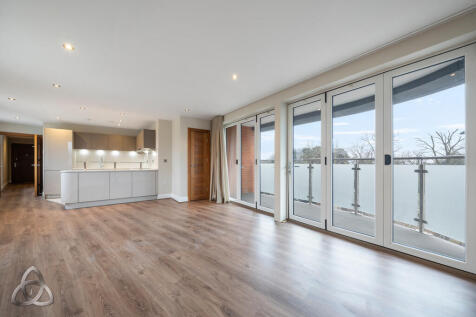 Flat 17, Rhapsody...