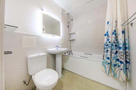 Flat 2, Cherrywoo...