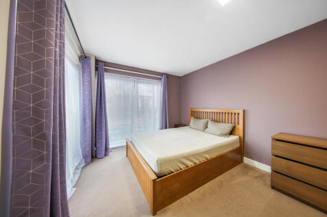 Flat 2, Cherrywoo...