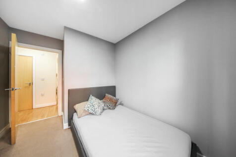 Flat 2, Cherrywoo...
