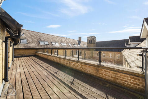 Flat 13, 2 Havann...
