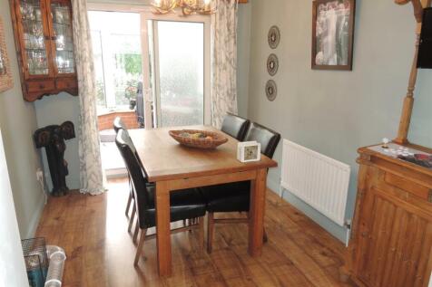 Dining Room: