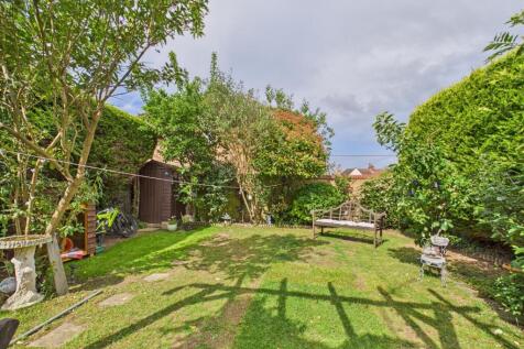 Rear Garden: