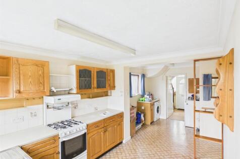Kitchen / Breakfast Room