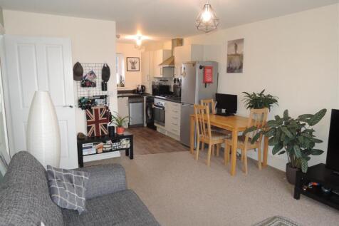 Living to Kitchen