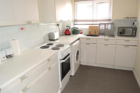 Kitchen: