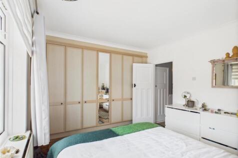 Bed 1 (2).jpg