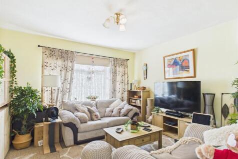 Living Room.jpg
