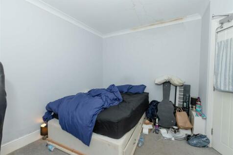 2 West End Way_4.JPG