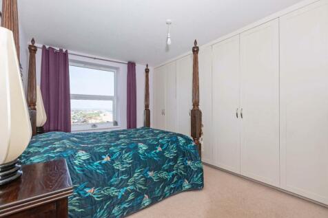 47 Milford Court_5.JPG
