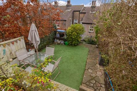 Dacre Gardens_28.jpg