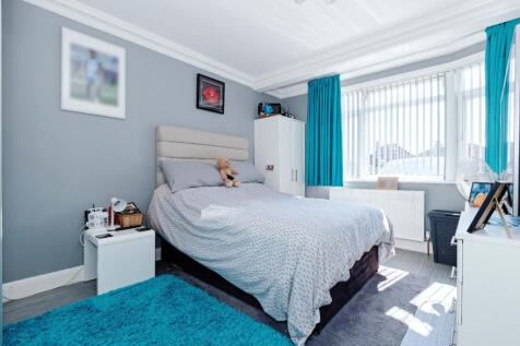19 Abbots Way_7.JPG