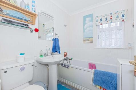 Haigh Close_5.jpg