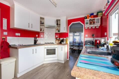 6 Haigh Close-06.jpg