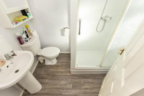 6 Haigh Close-01.jpg