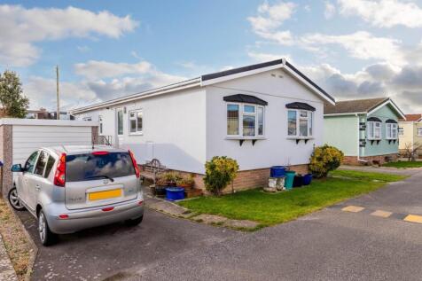 6 Haigh Close-18.jpg