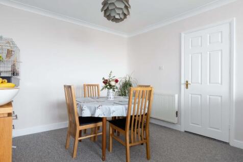 East Lodge_6.jpg