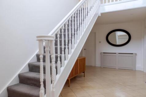 Staircase_3.jpg