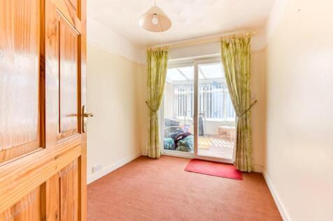 11Hadlow-9.jpg
