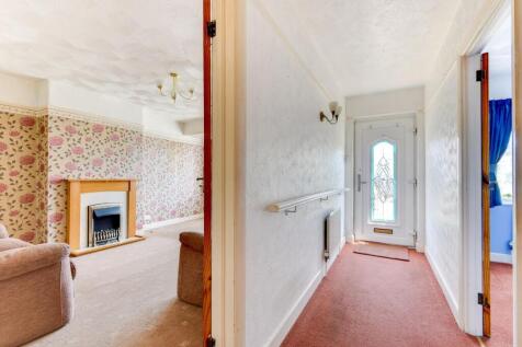 11Hadlow-3.jpg